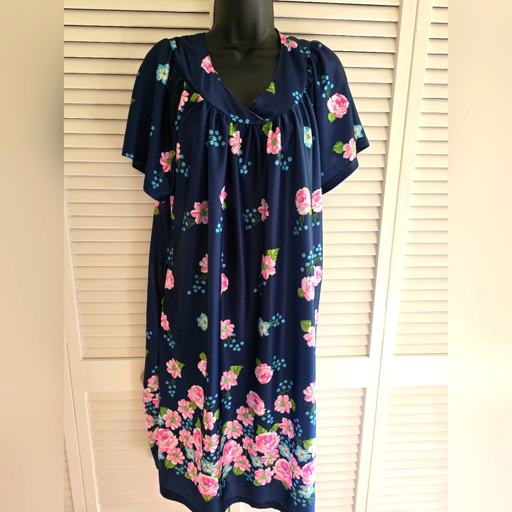 Womans 4 bundle sleepwear size 2xl